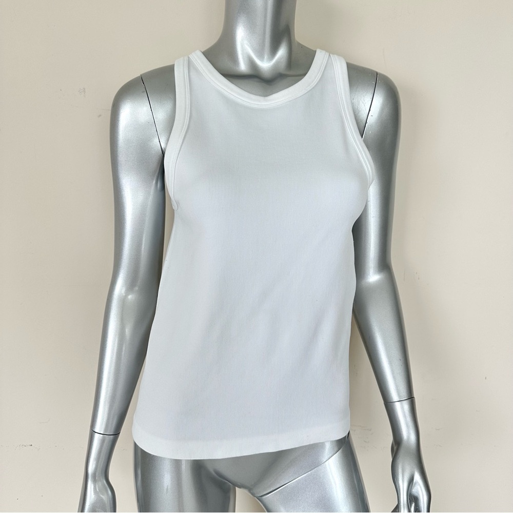 Danskin women white tank top size M